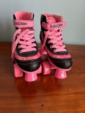 Roller Derby Firestar Youth Pink & Black Quad Skates